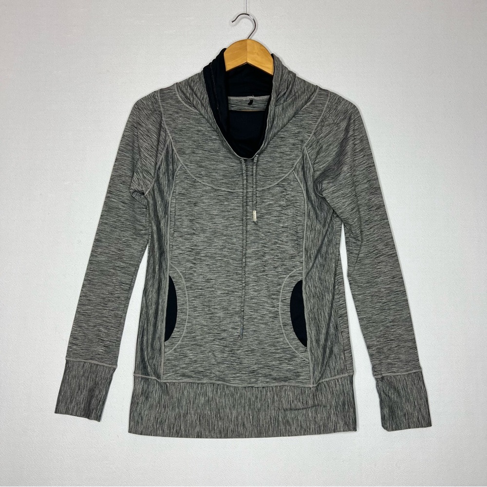 Prana Gray Pullover Hoodie with Black Accents S athletic sporty